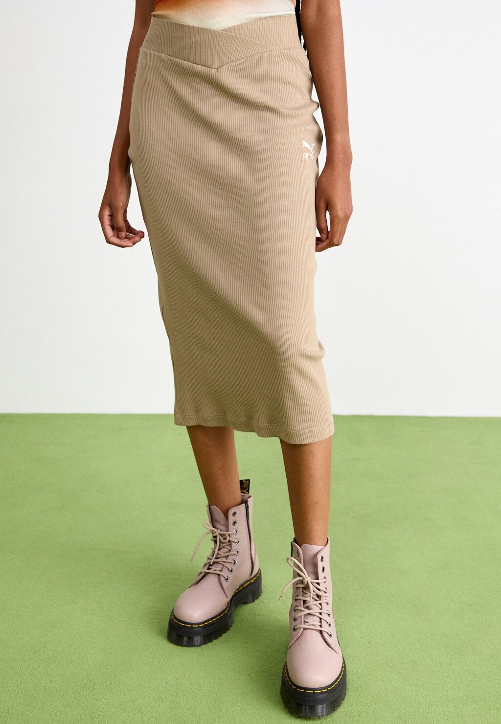 

Юбка-карандаш CLASSICS MIDI SKIRT Puma, песочный
