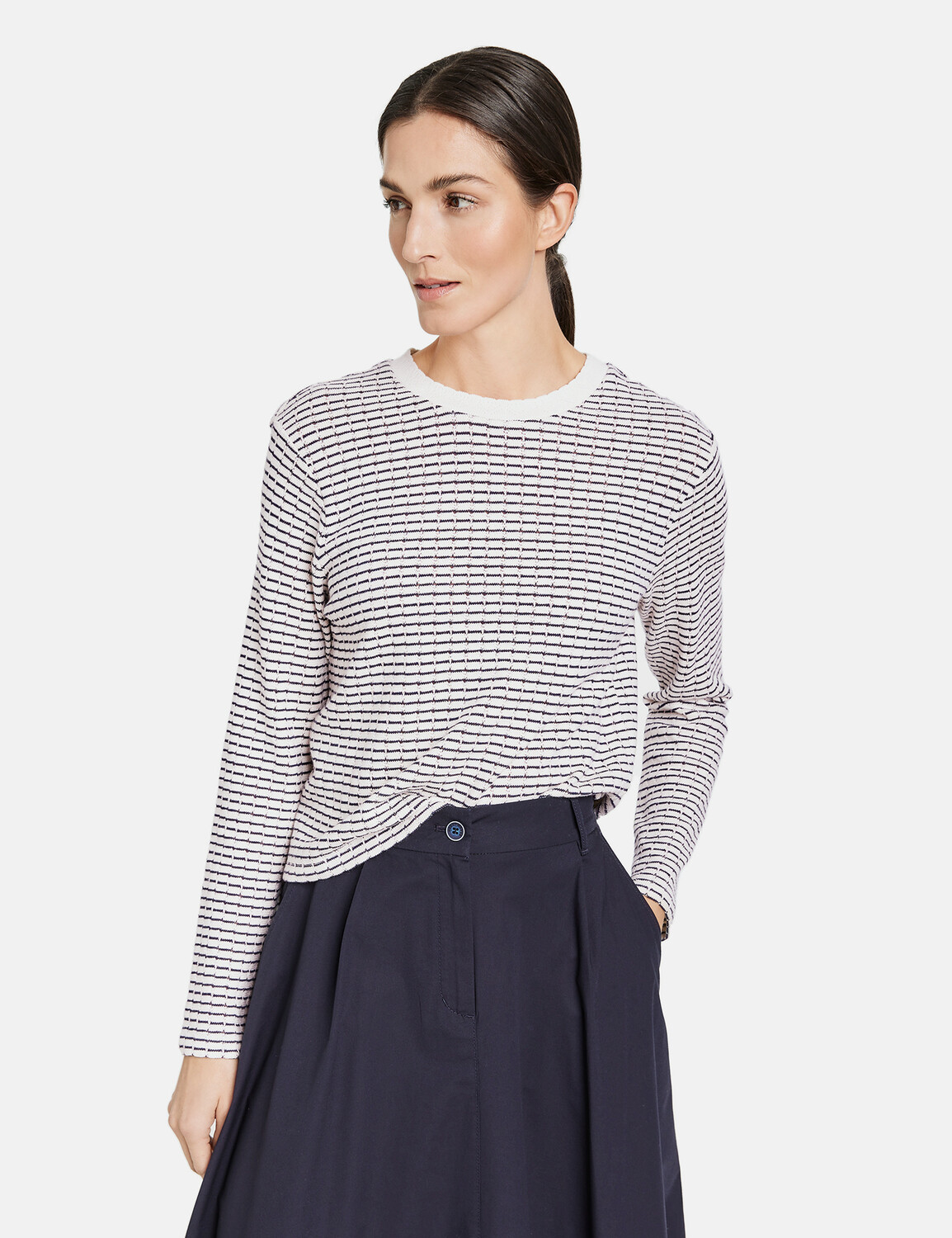 

Свитер Gerry Weber Langarm Rundhals, цвет Ecru/Weiss/Blau Gemustert