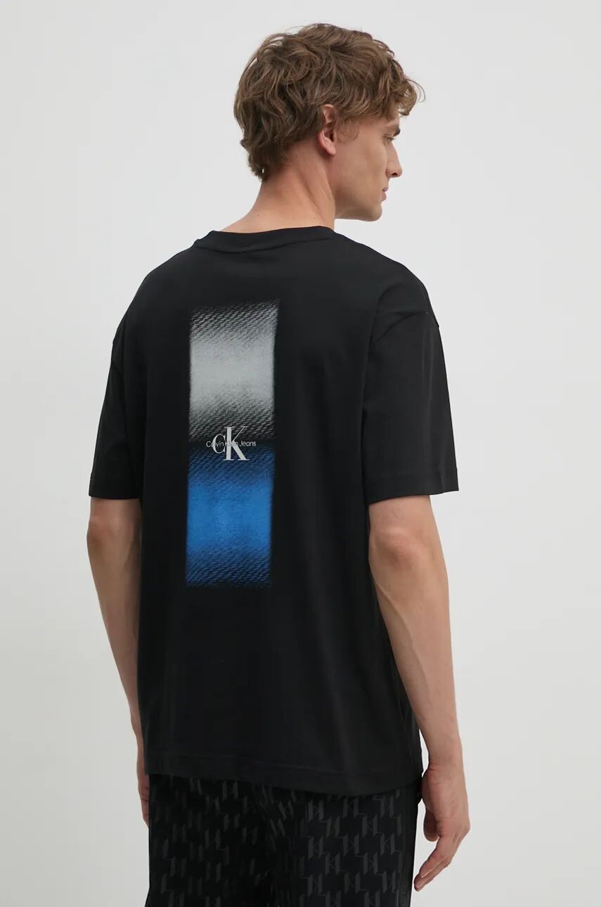 

Хлопковая футболка Calvin Klein Jeans, черный