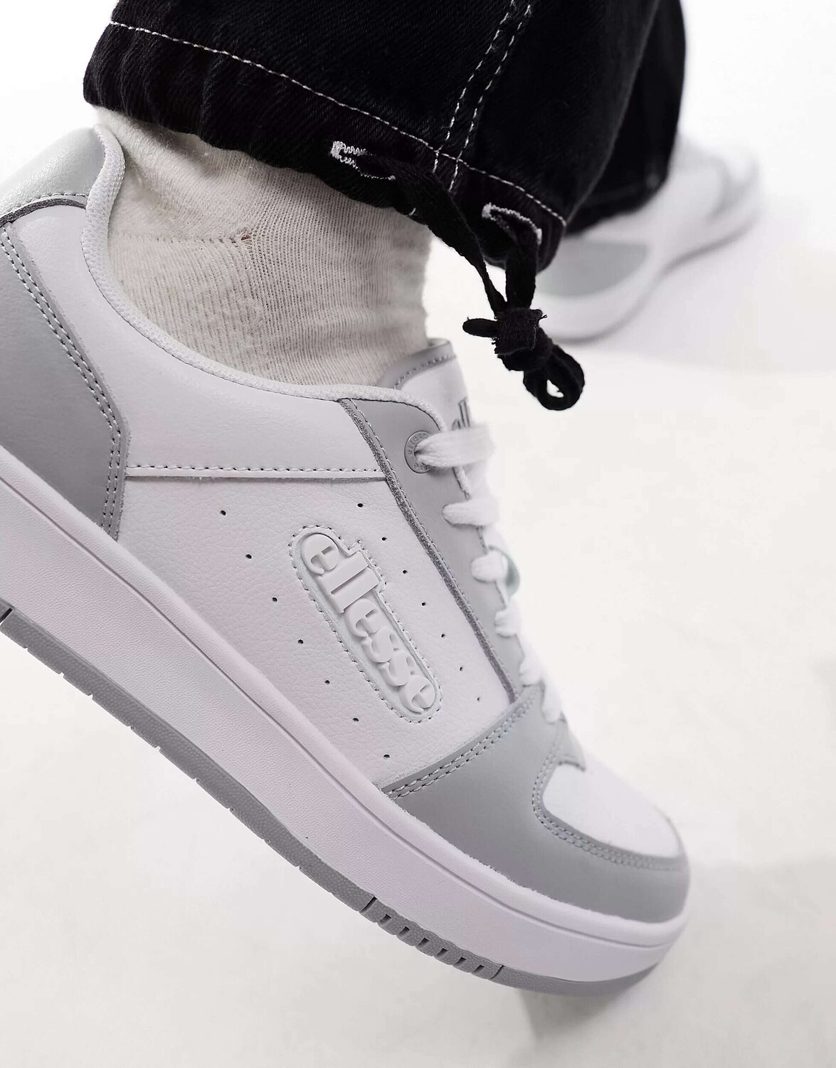 

Кроссовки Ellesse Panaro Cupsole белого и светло-серого цвета, Белый