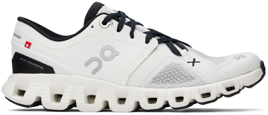

Бело-черные кроссовки Cloud X 3 On, цвет White/Black