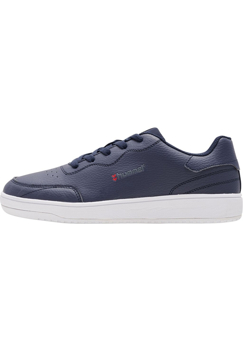 

Кроссовки Hummel