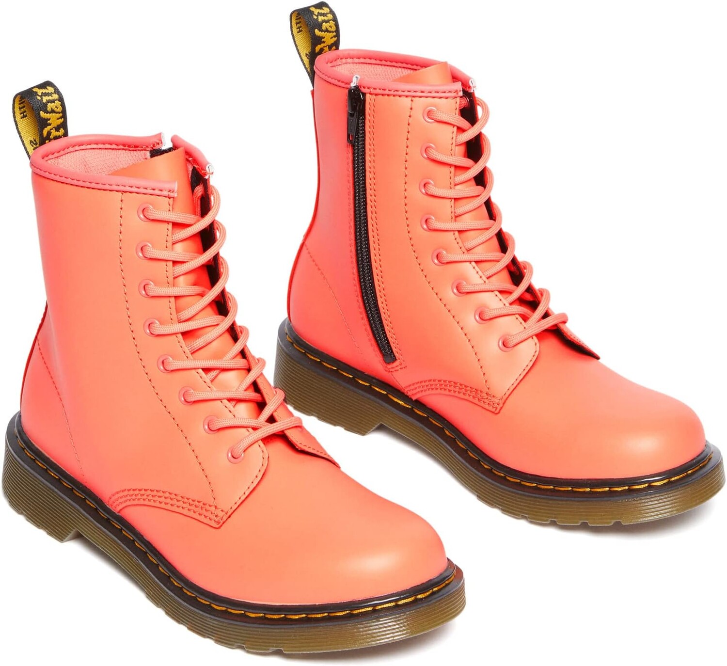 

Ботинки на шнуровке 1460 Lace Up Fashion Boot Dr. Martens, цвет Coral Pink Romario
