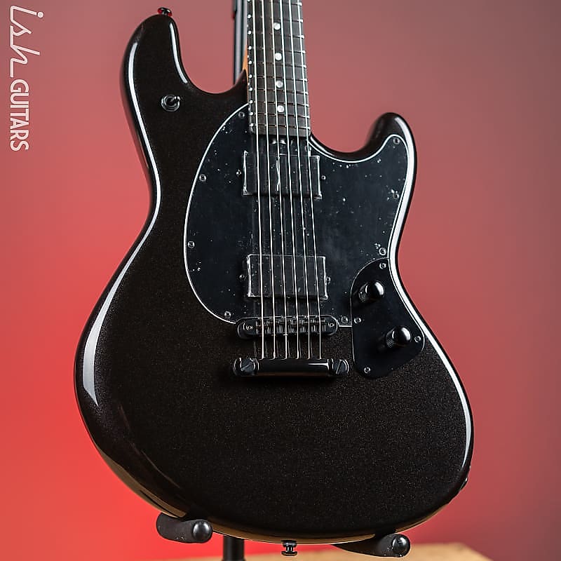 цена Электрогитара Ernie Ball Music Man StingRay HT Electric Guitar Midnight Rider