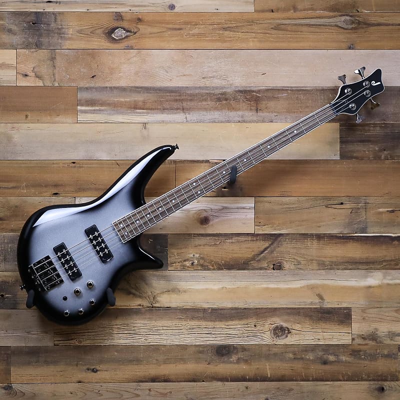 цена Басс гитара Jackson JS Series Spectra Bass JS3 4-String Electric Bass Guitar, Silverburst