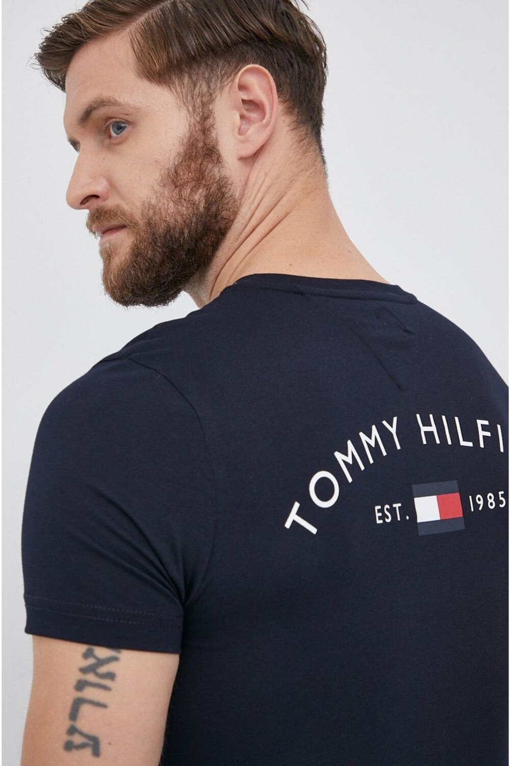 

Футболка Tommy Hilfiger