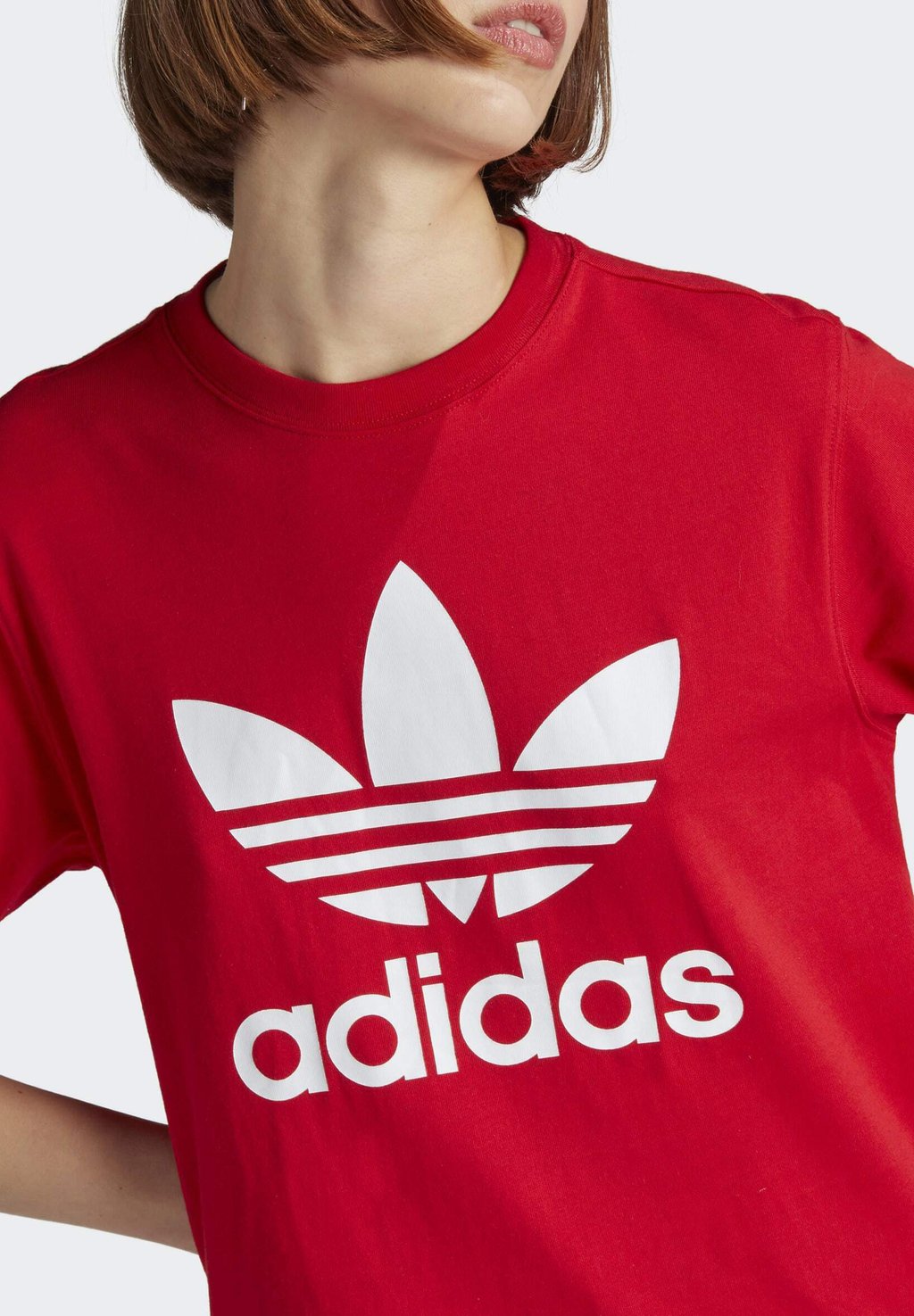 Adidas c долларами