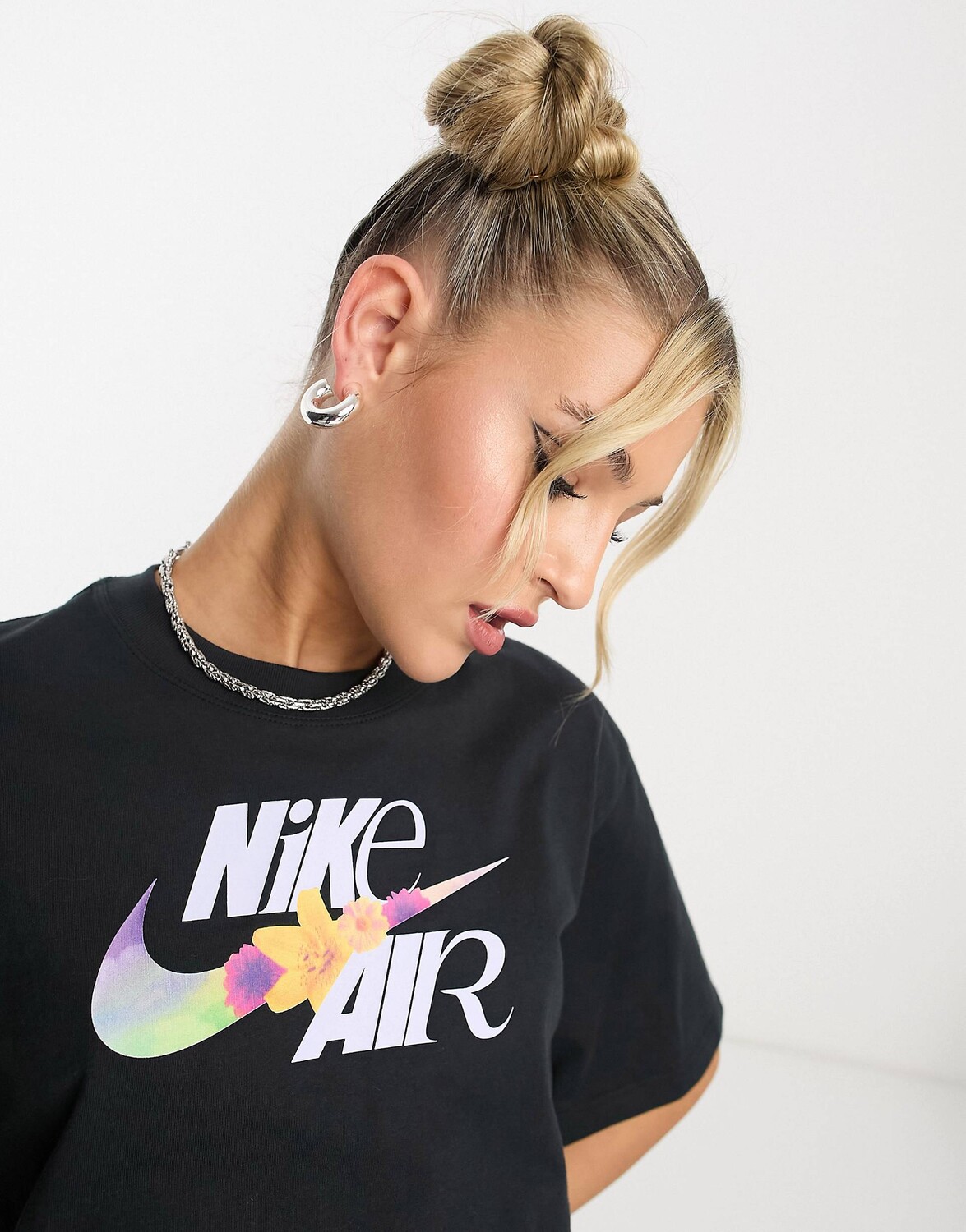 

Черная футболка свободного кроя с графическим логотипом Nike, Черный