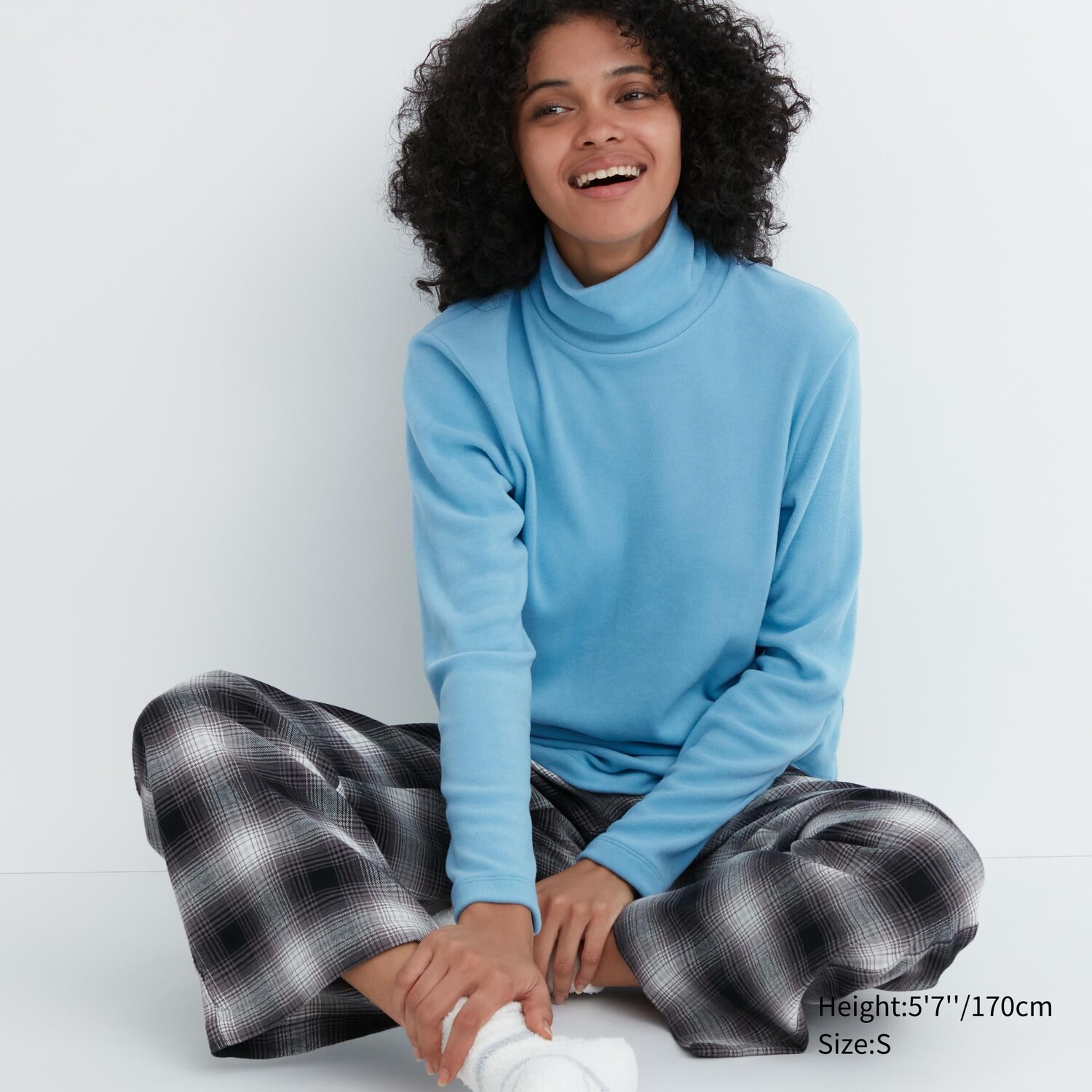 

Футболка женская Uniqlo Heattech из термофлиса, синий