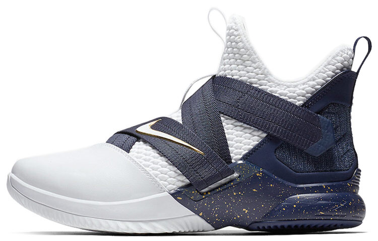 

Баскетбольные кроссовки Nike LeBron Zoom Soldier 12 Witness