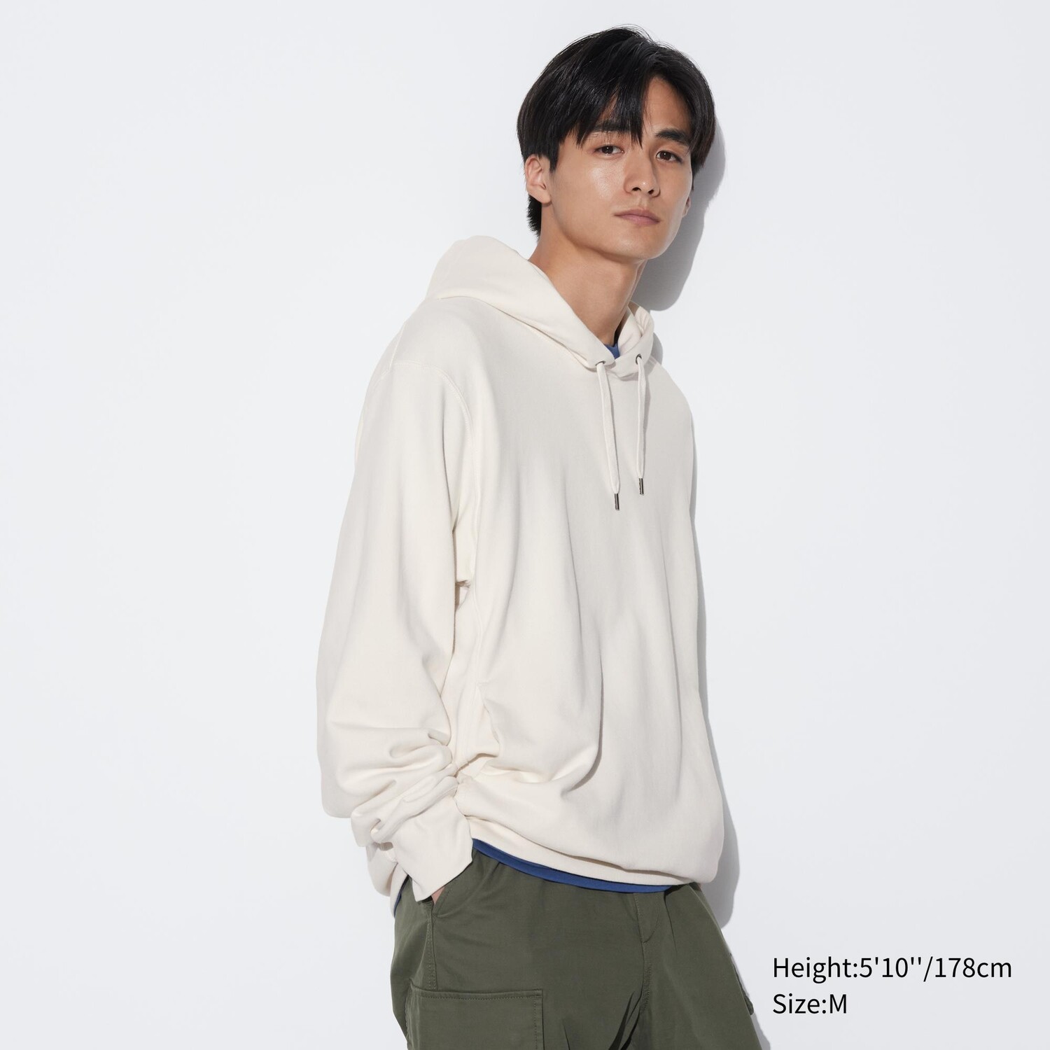 

Пуловер Uniqlo с капюшоном, молочный