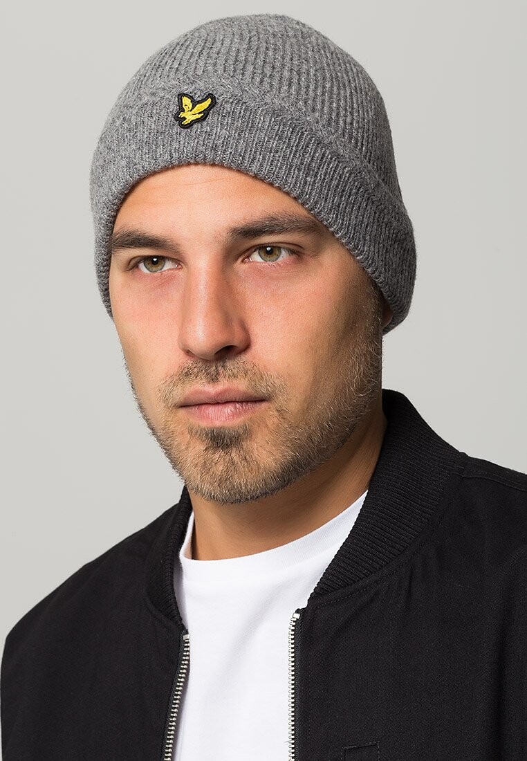 

Шапка Lyle & Scott
