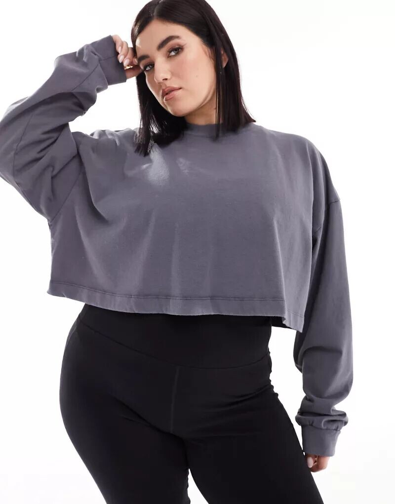 

Черная рубашка оверсайз с длинными рукавами и укороченным кроем ASOS Curve