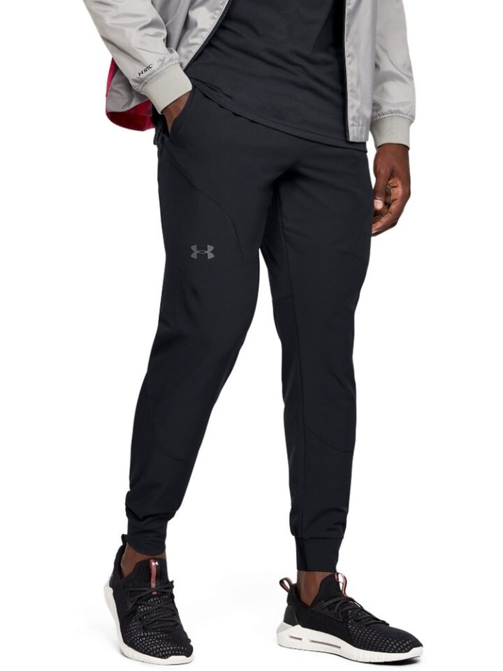 

Спортивные штаны Under Armour, черный