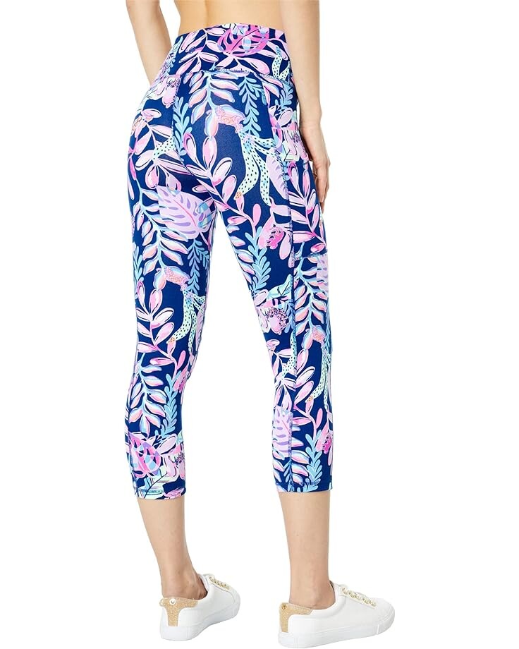 

Брюки Lilly Pulitzer High-Rise Crop, цвет Oyster Bay Navy Youve Been Spotted