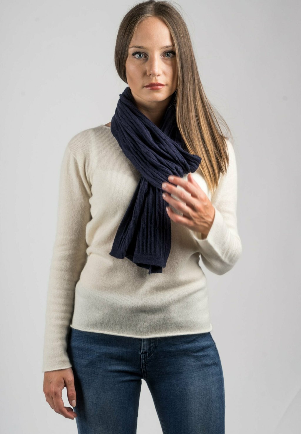 

Шарф Dalle Piane Cashmere, синий