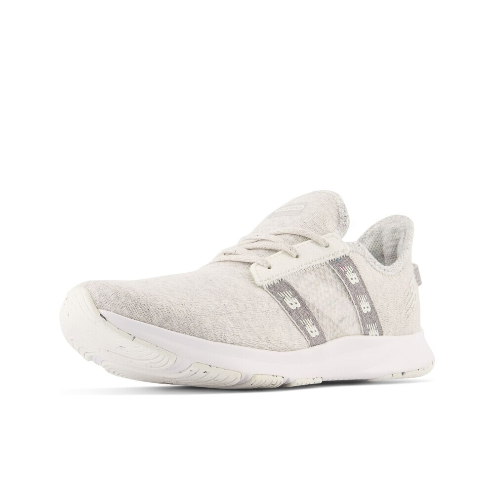 

Кроссовки New Balance Dynasoft Nergize v3, белый