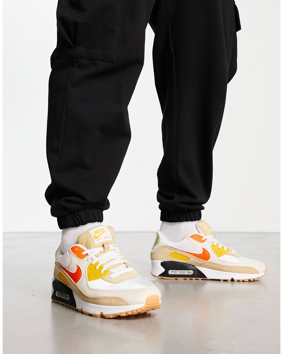 

Кроссовки Nike Air Max 90 цвета камня и оранжевого цвета, Оранжевый