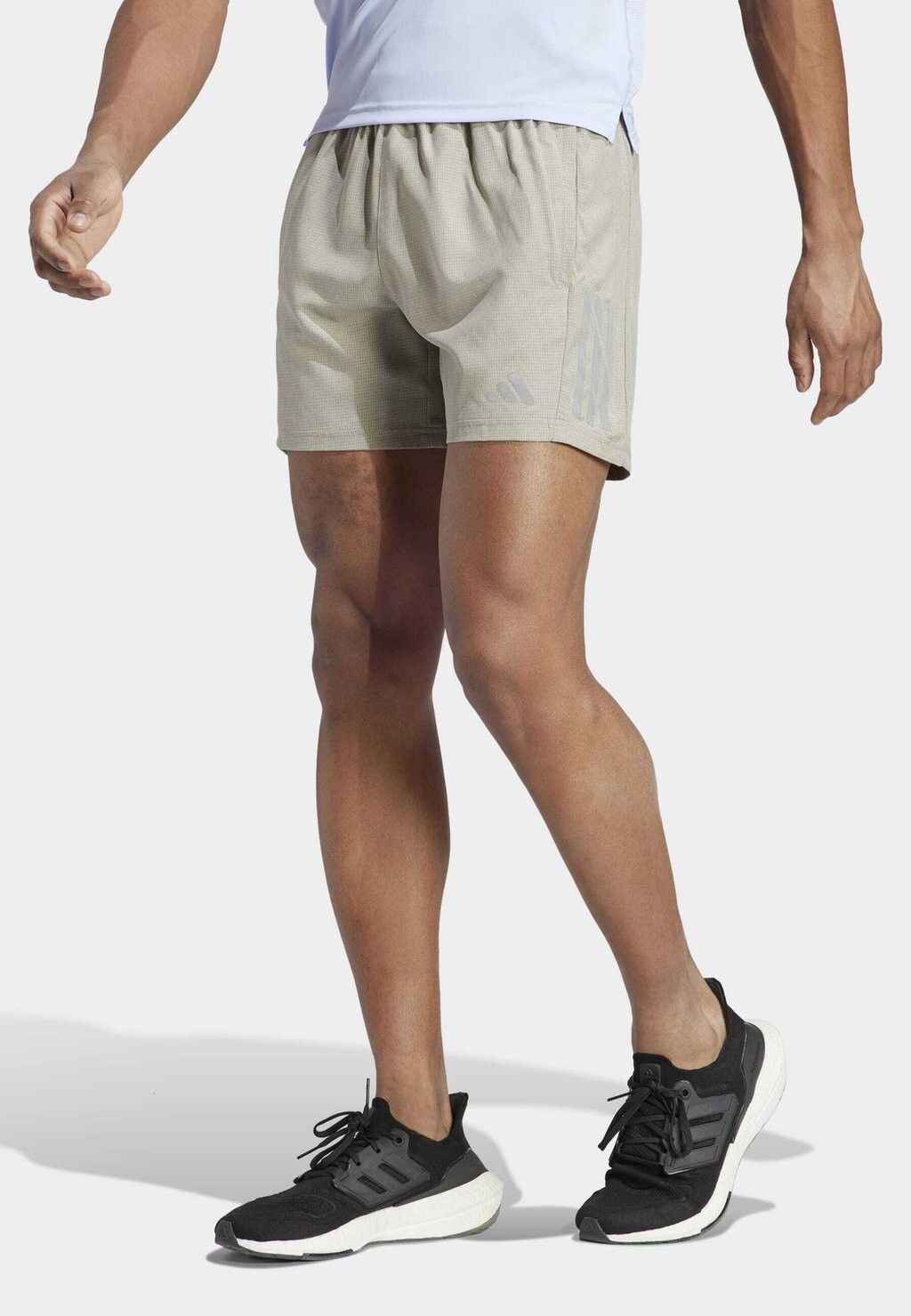 

Шорты Adidas