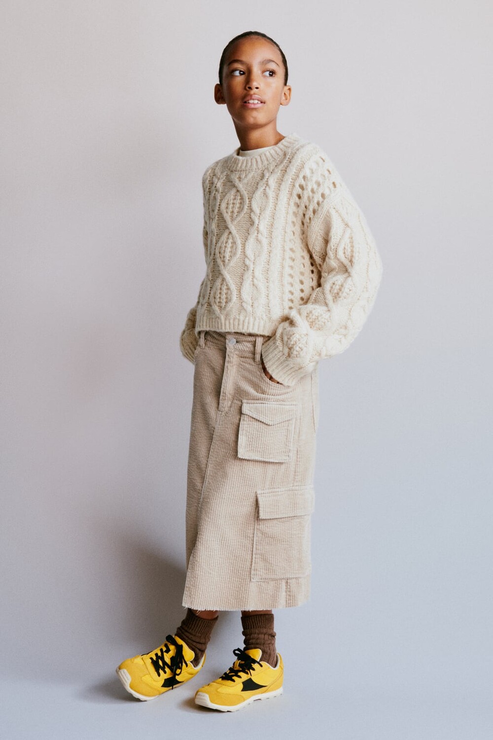 

Вельзовая юбка миди ZARA, камень