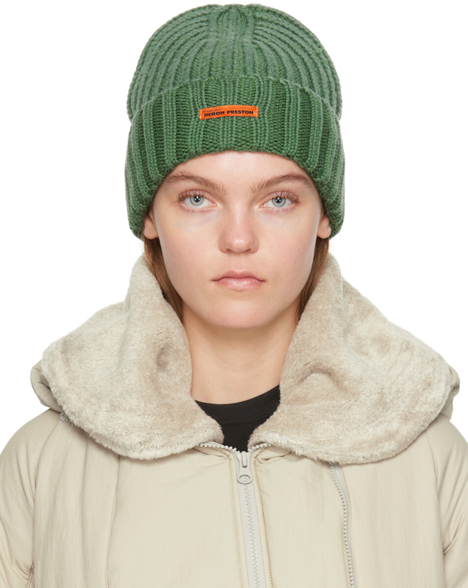 

Зеленая шапка в рубчик Heron Preston