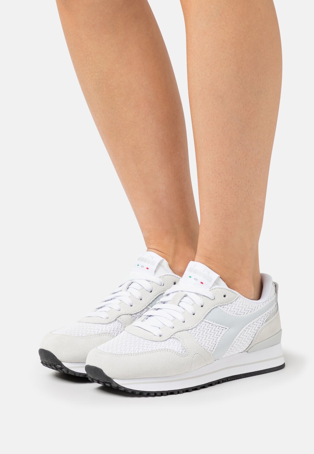 

Кроссовки Diadora