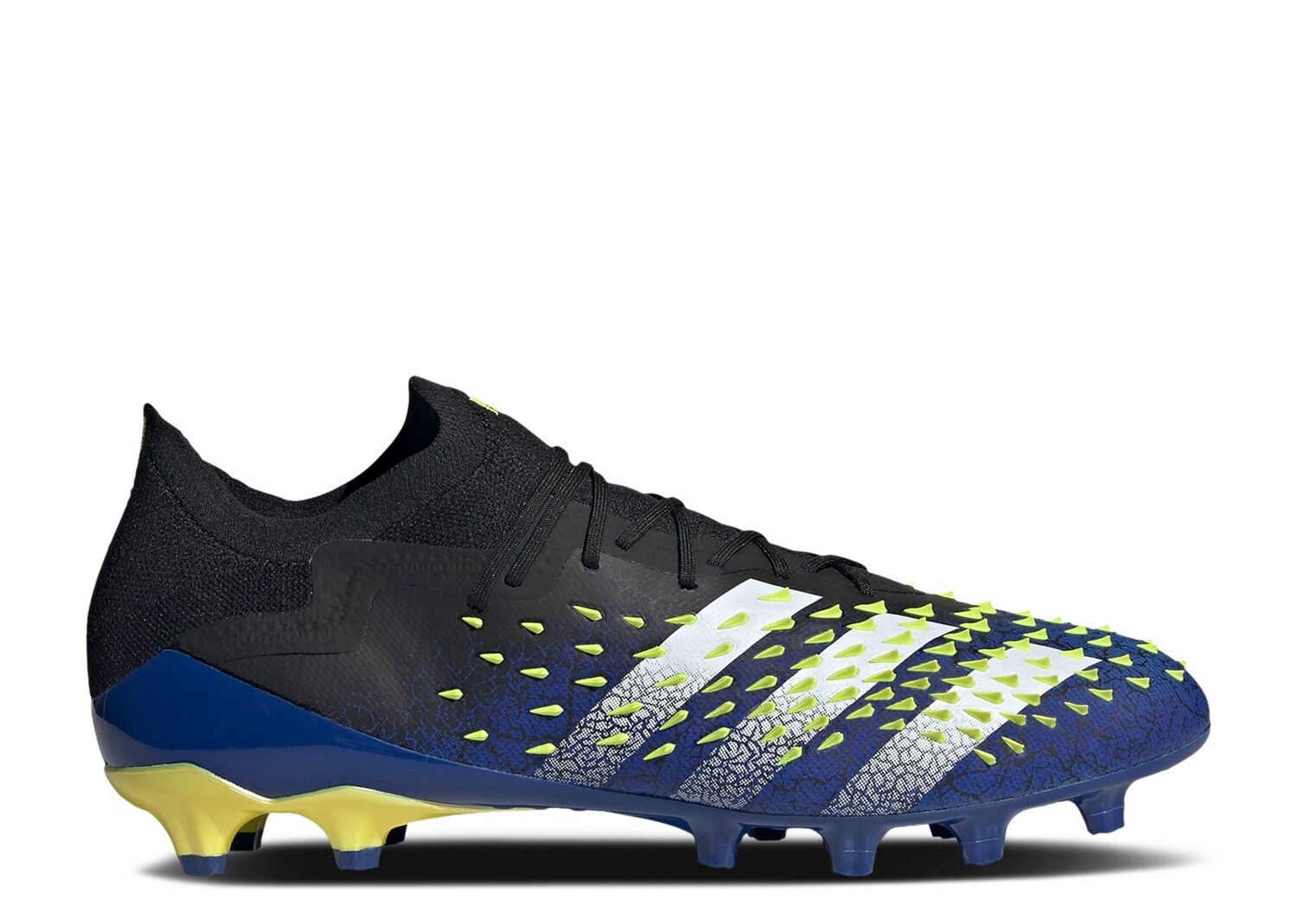 

Кроссовки adidas Predator Freak.1 Low Ag 'Demonskin - Black', черный