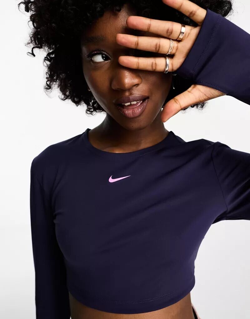

Фиолетовый укороченный топ с длинными рукавами Nike Pro Training Femme Dri-Fit