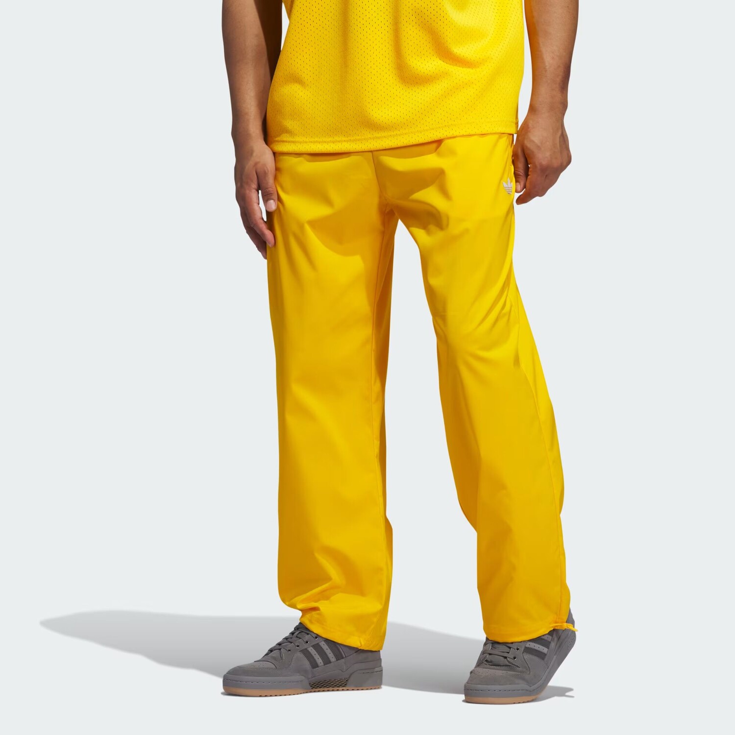 

Тканые спортивные брюки (гендерно-нейтральные) Adidas, цвет Crew Yellow