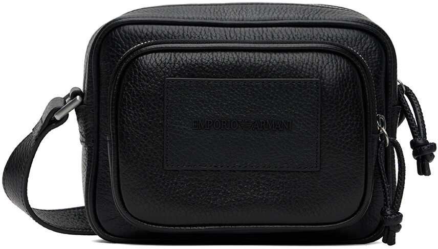 

Черная кожаная сумка через плечо Emporio Armani