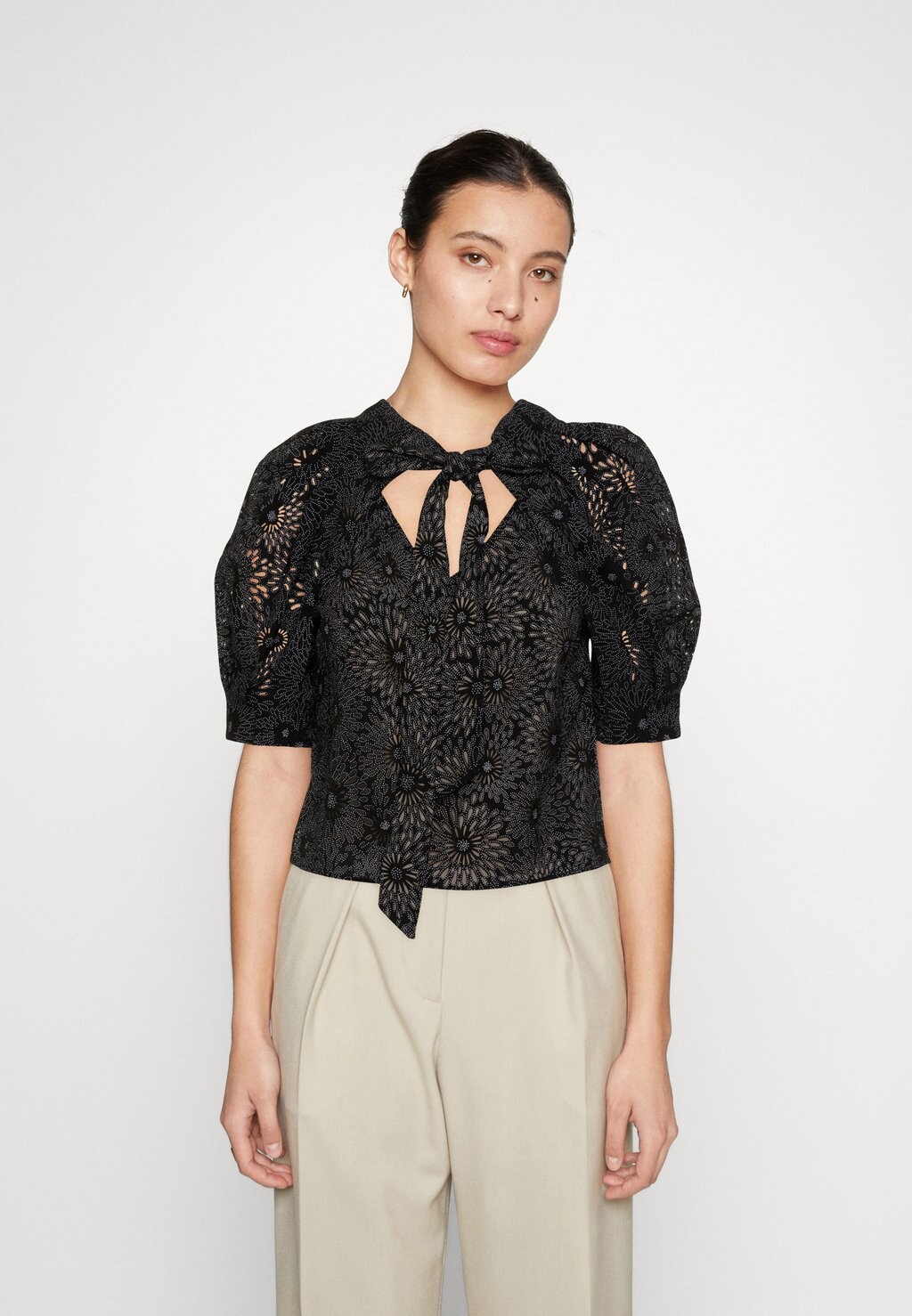 

Блуза Ted Baker, черный