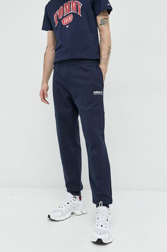 

Спортивные брюки из хлопка adidas Originals, темно-синий