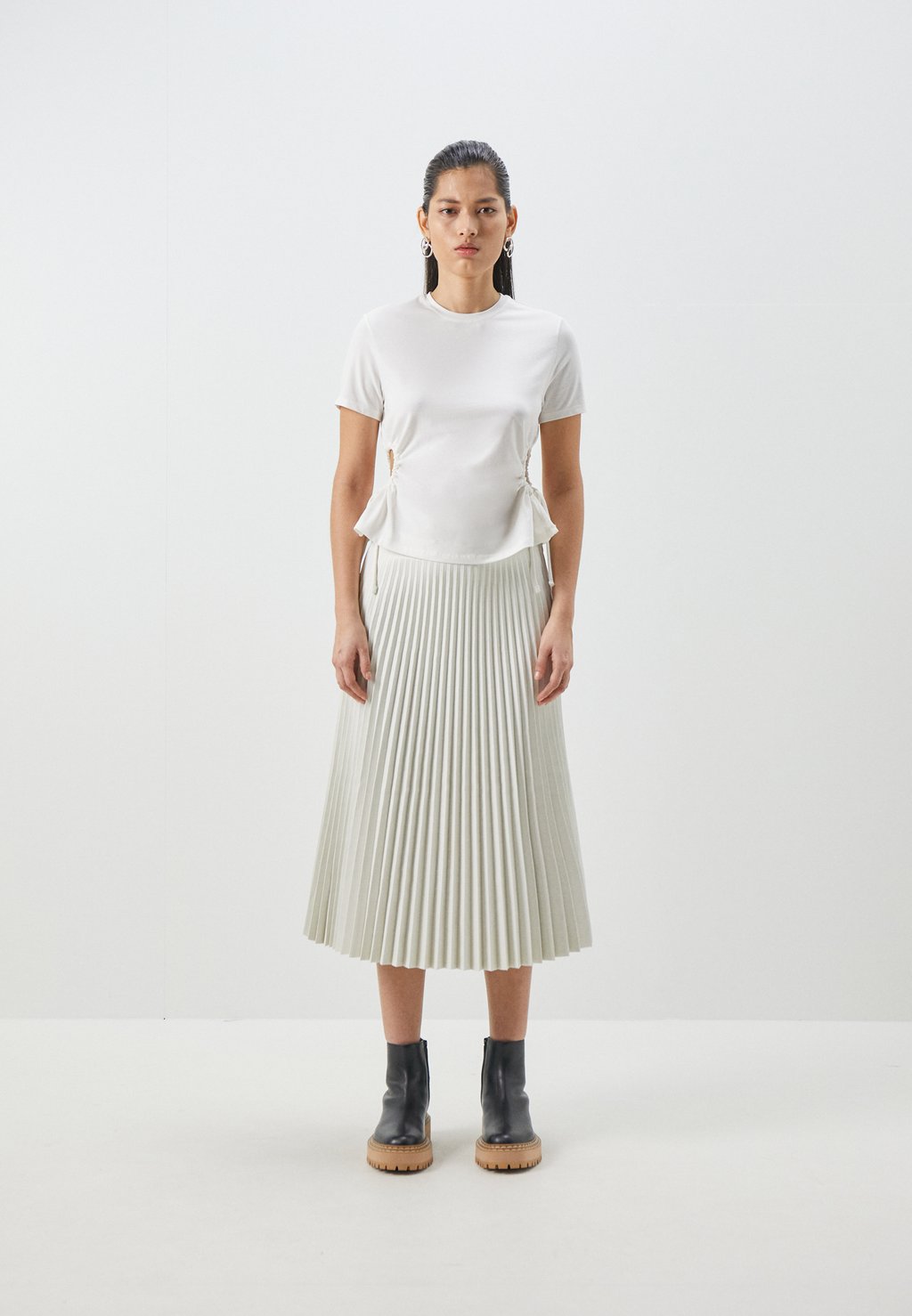 

Базовая футболка Proenza Schouler White Label