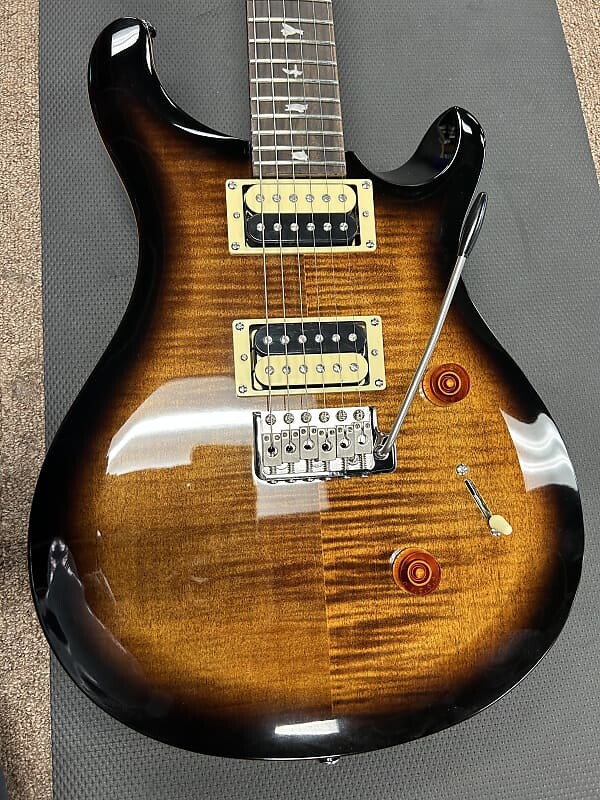 

Электрогитара PRS SE Custom 24 2021 - Present - Black Gold Burst