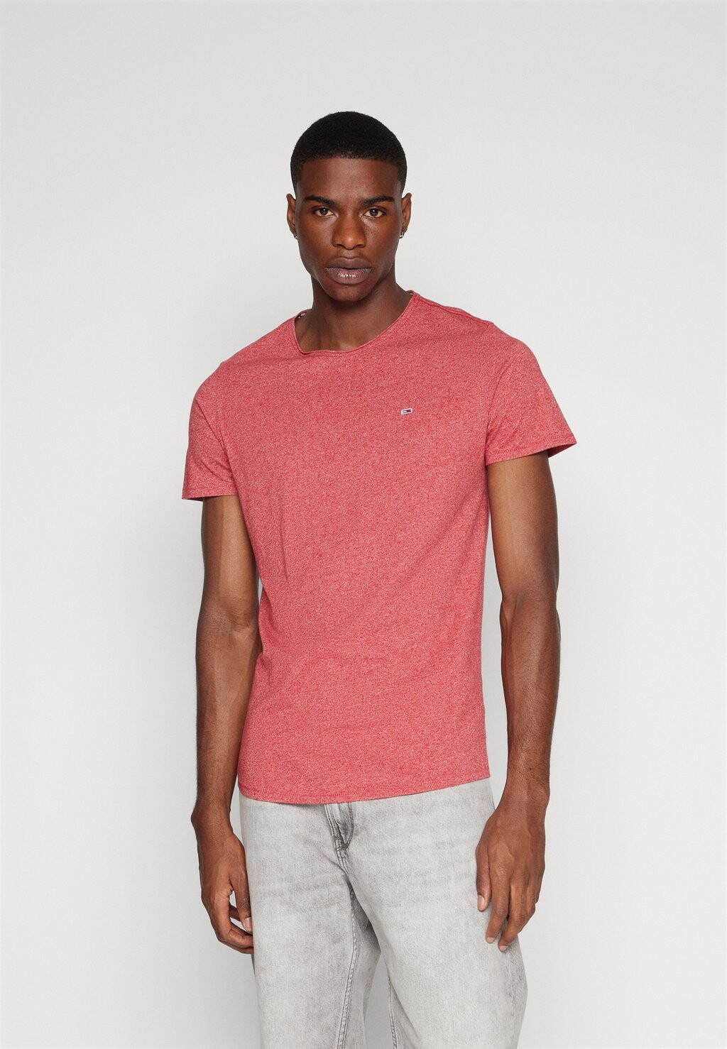 

Базовая футболка SLIM JASPE NECK Tommy Jeans, красный магма