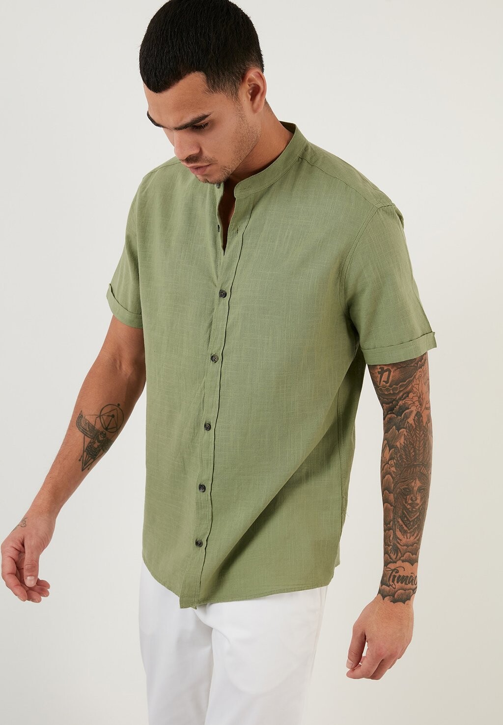 

Рубашка SHORT SLEEVE Buratti, цвет khaki