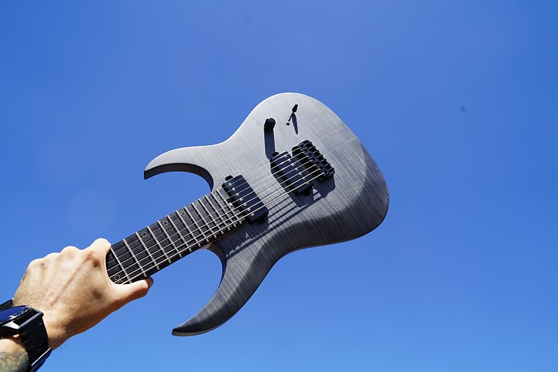 цена Электрогитара Schecter DIAMOND SERIES Sunset-7 Extreme Grey Ghost 7-String Electric Guitar