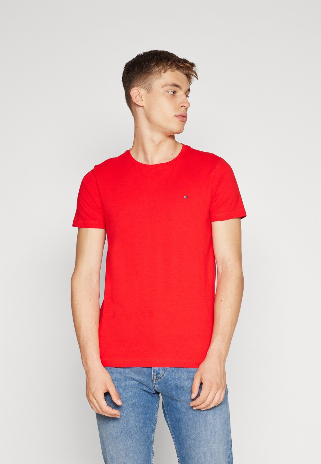 

Базовая футболка ФУТБОЛКА STRETCH SLIM FIT Tommy Hilfiger, ярко-красный