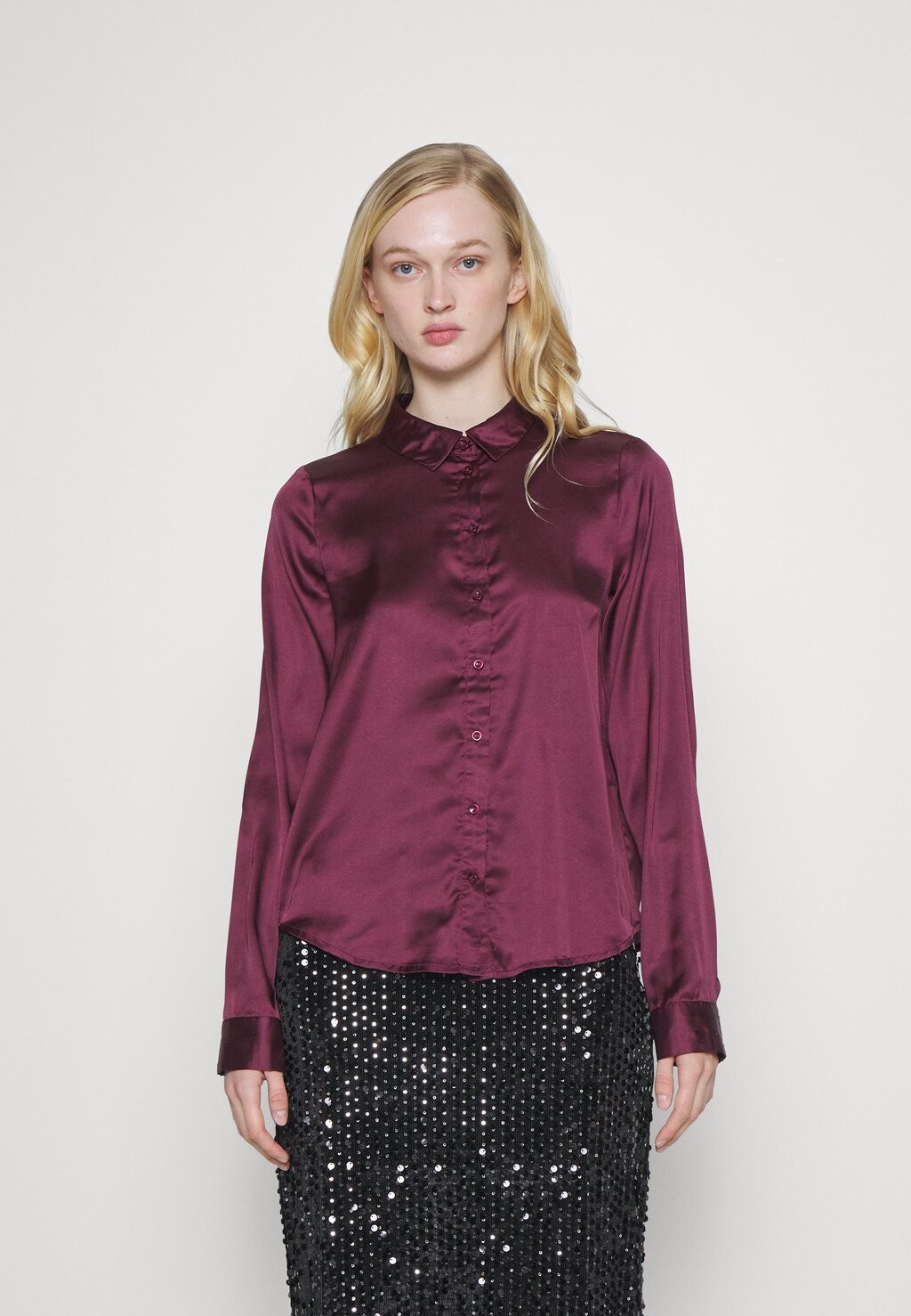 

Рубашка Vmnoa Vero Moda, цвет port royale