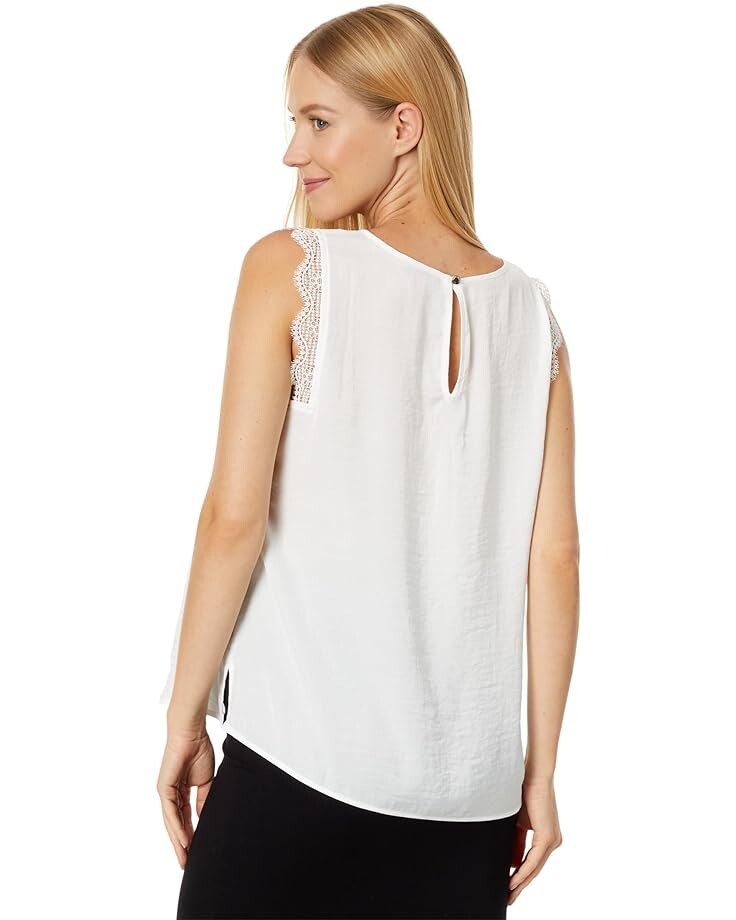 

Блуза Vince Camuto Crew Neck Shirred Neck Blouse, цвет New Ivory