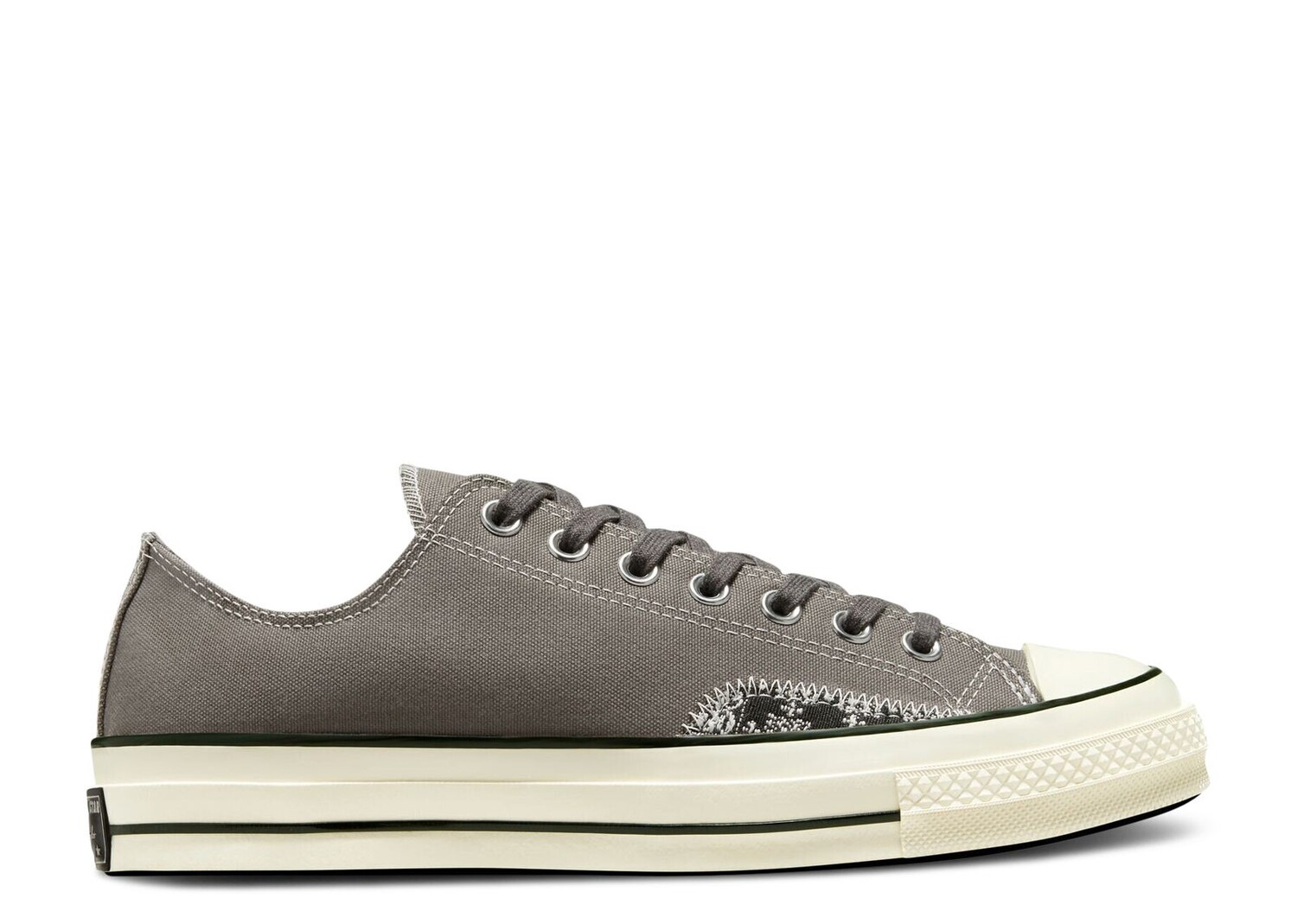

Кроссовки Converse Chuck 70 Low 'Crafted Ollie Patch - Origin Story Grey', серый