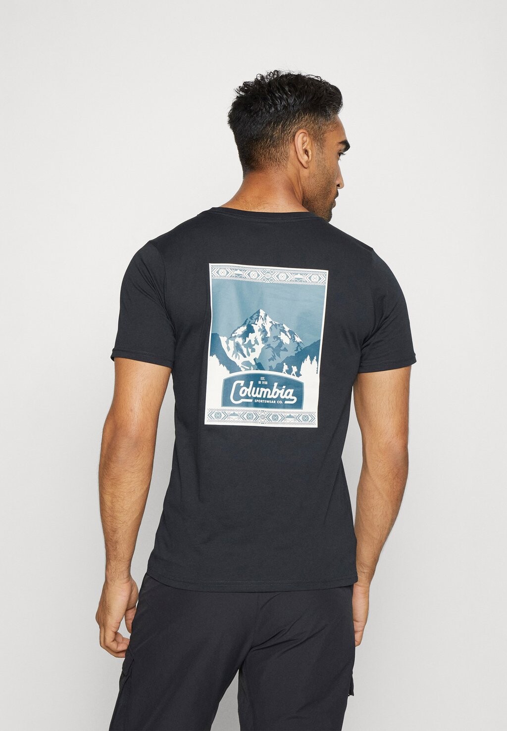 

футболка с принтом SEASONAL LOGO TEE Columbia, черная