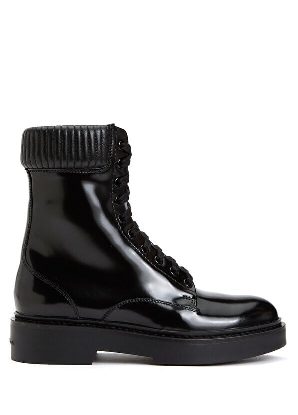 

Черные женские кожаные ботинки Santoni