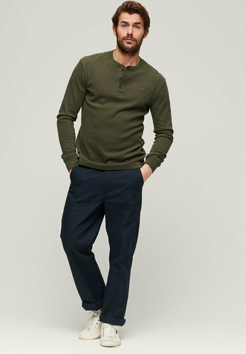 

Топ с длинными рукавами VINTAGE LOGO EMBROIDERED HENLEY Superdry, цвет olive green marl