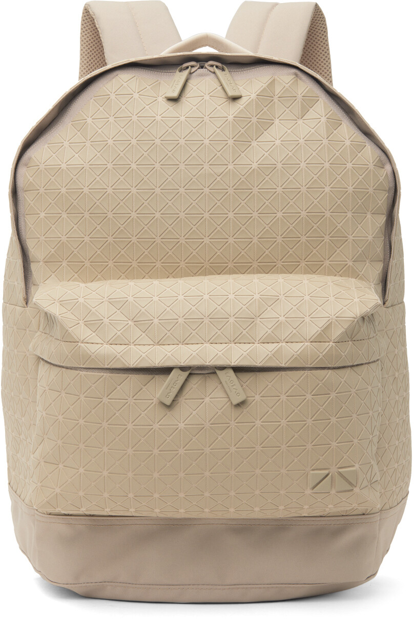 

Бежевый однотонный рюкзак BAO BAO ISSEY MIYAKE