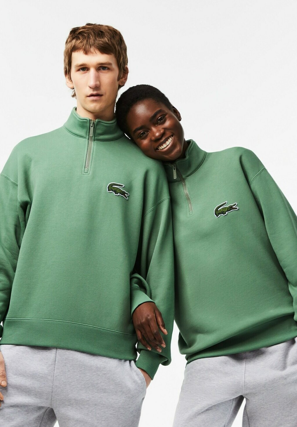 

Толстовка Lacoste