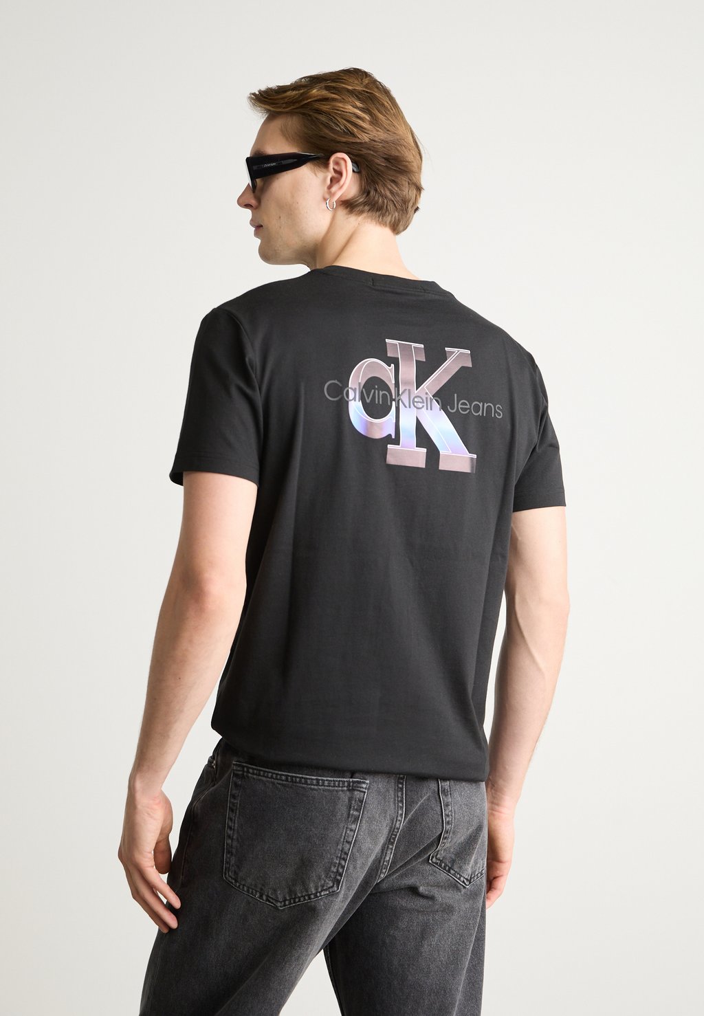 

Футболка с принтом Euphoric Monologo Tee Calvin Klein, черная