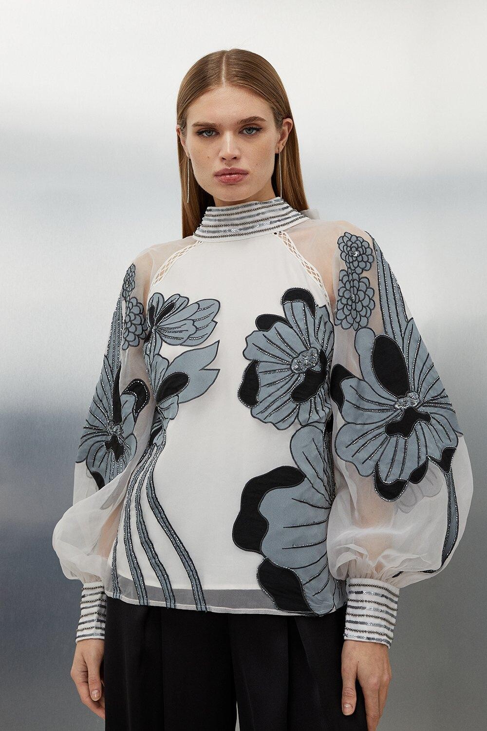 

Тканый топ из органди с цветочным рисунком и аппликацией Karen Millen, серебро