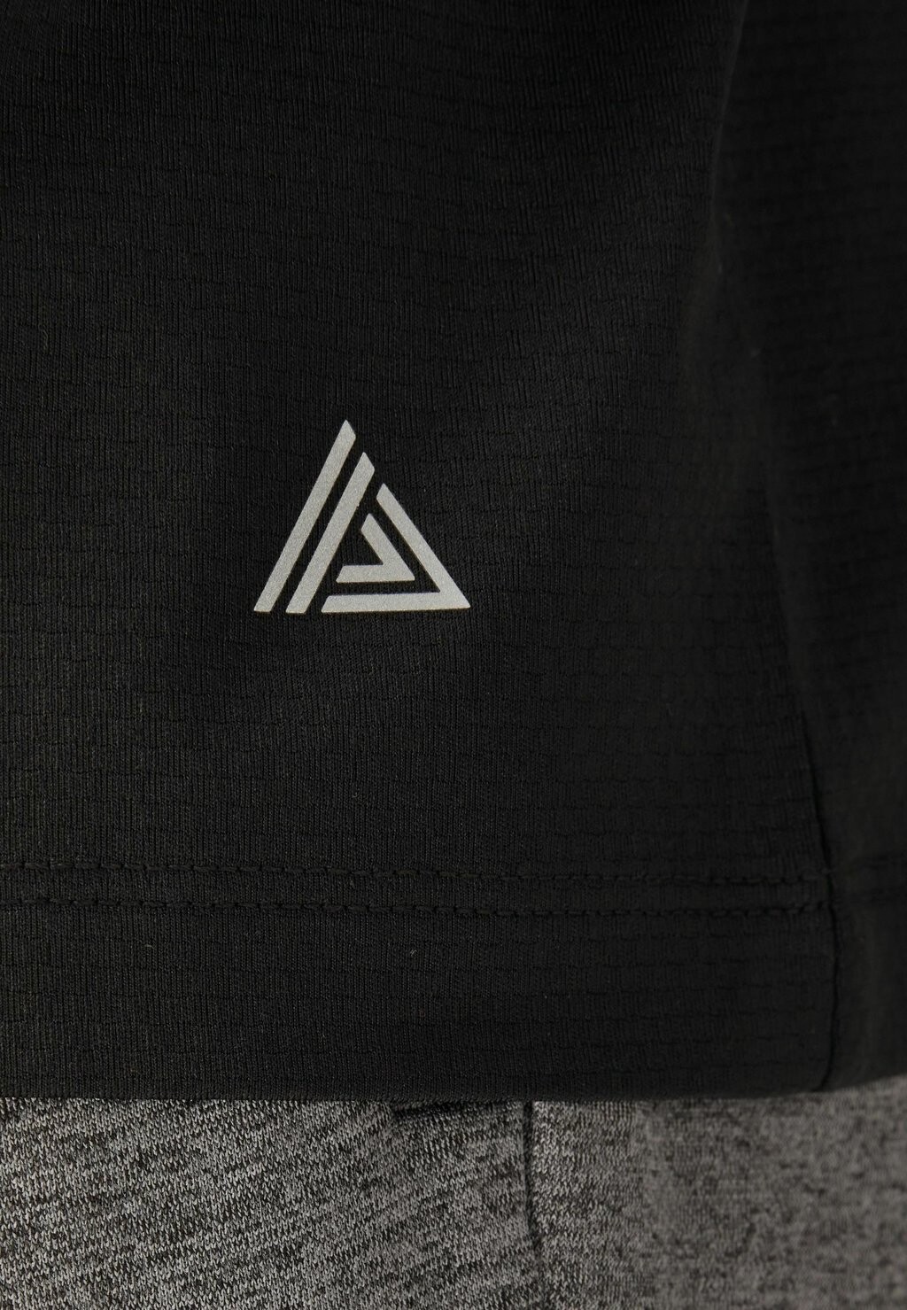 

Футболка базовая Textured- Regular Fit Next, черная