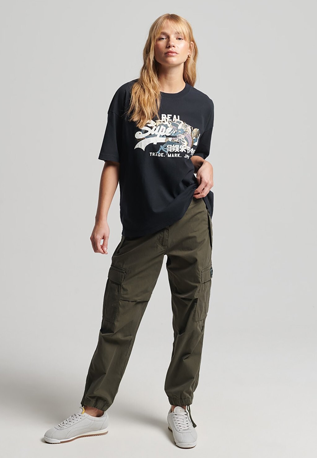 

Футболка с принтом Superdry